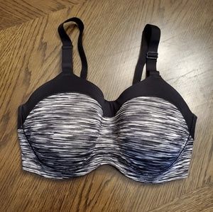 Ambrielle Underwire Sports Bra